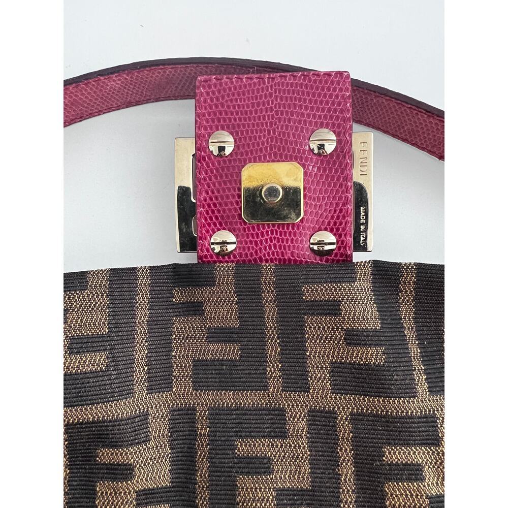 Vintage Fendi embroidered zucca baguette 2004 - Picture 7 of 8